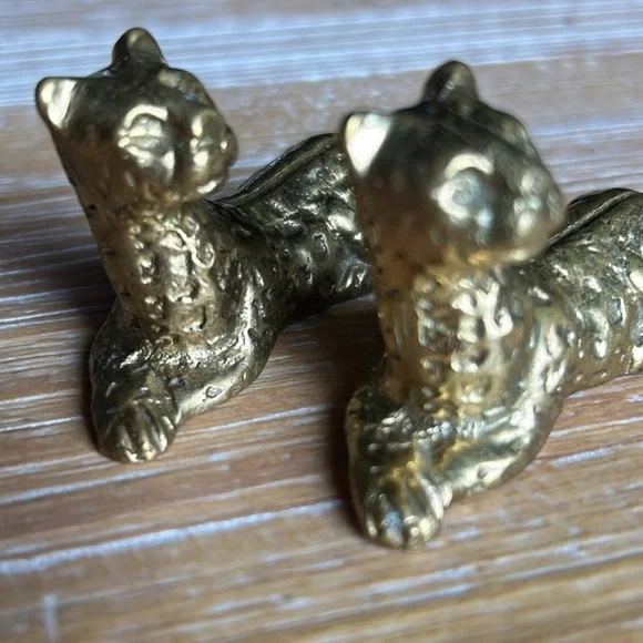 Vintage Solid Brass Leopard Place Card Holders - Picture 9 of 12